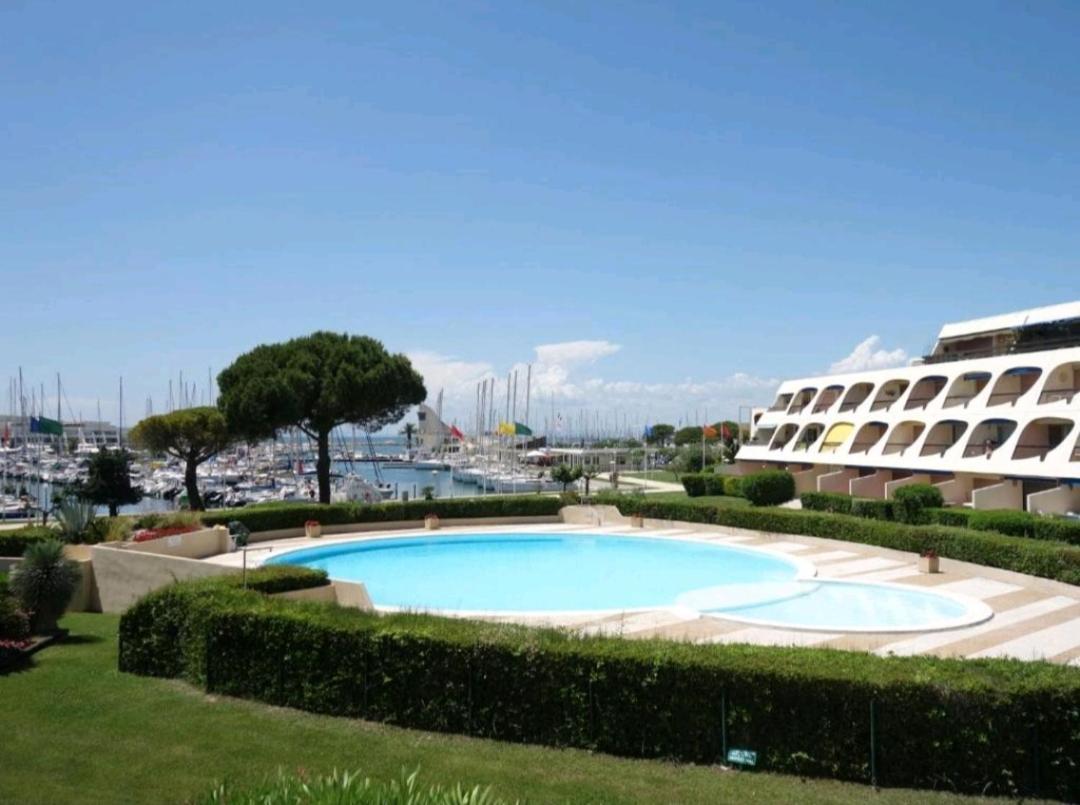 לה-גרו-דו-רואה Studio Avec Loggia Entre Port, Plage Et Piscine מראה חיצוני תמונה