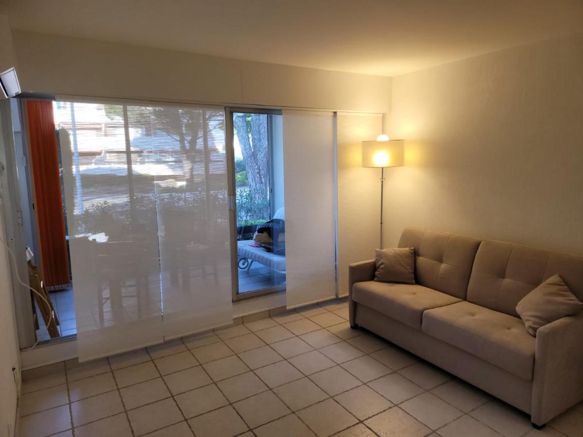 לה-גרו-דו-רואה Studio Avec Loggia Entre Port, Plage Et Piscine מראה חיצוני תמונה