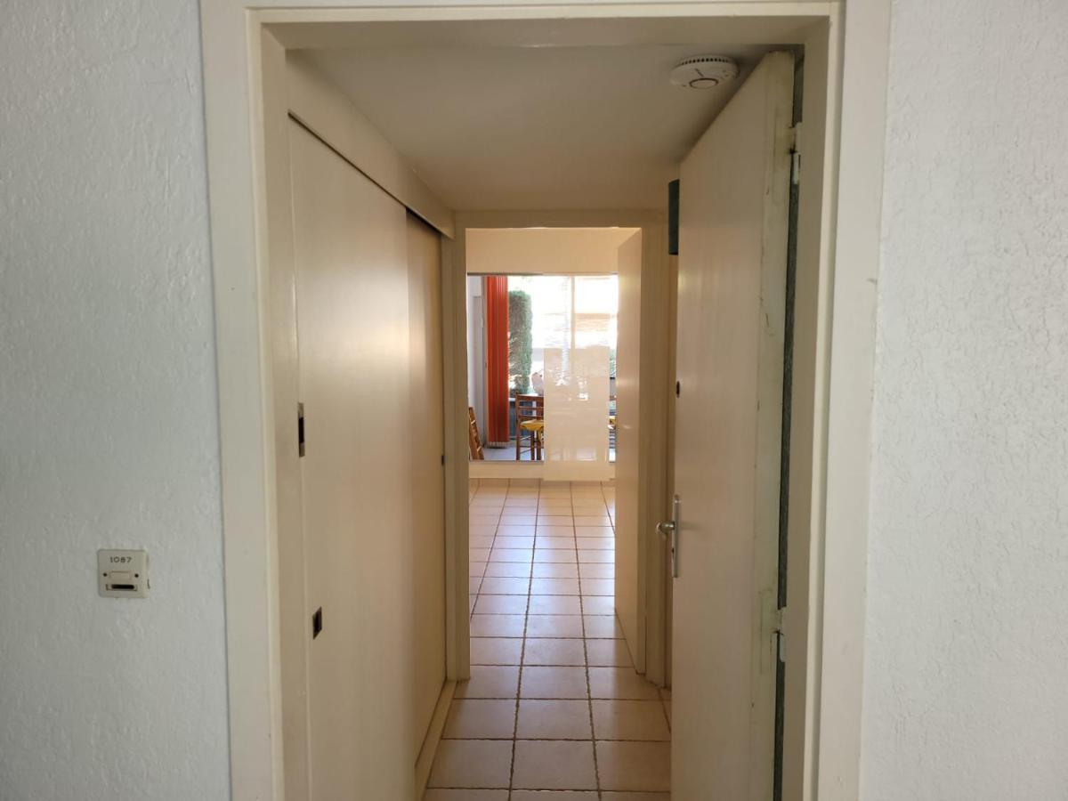 לה-גרו-דו-רואה Studio Avec Loggia Entre Port, Plage Et Piscine מראה חיצוני תמונה