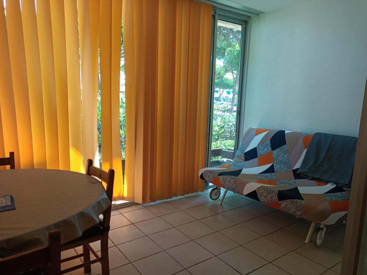 לה-גרו-דו-רואה Studio Avec Loggia Entre Port, Plage Et Piscine מראה חיצוני תמונה