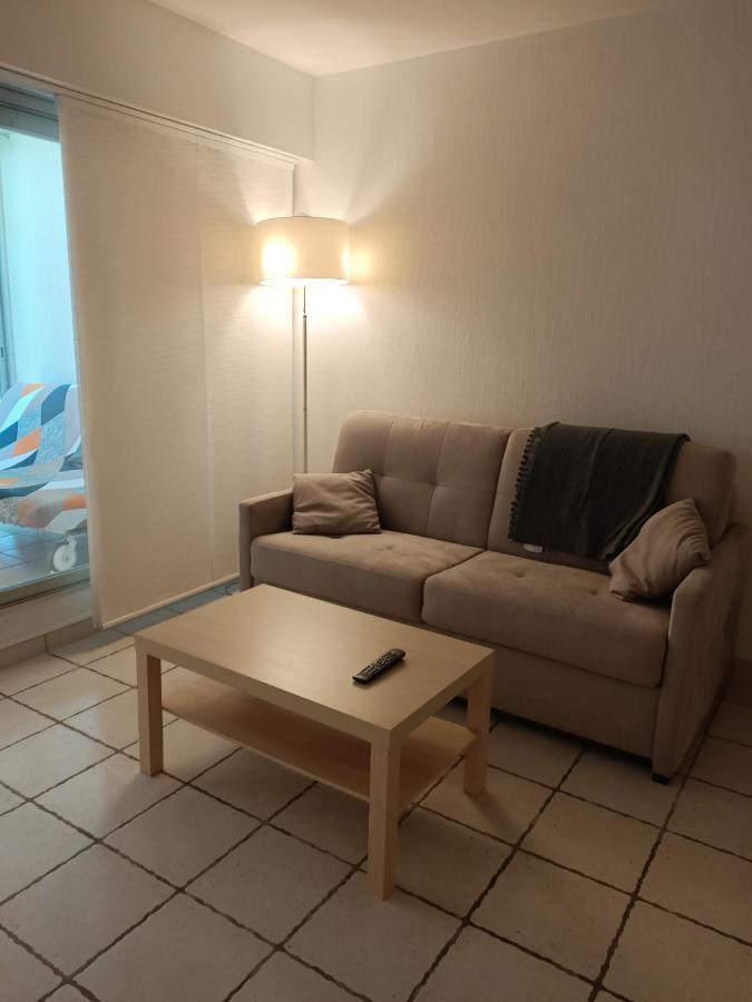 לה-גרו-דו-רואה Studio Avec Loggia Entre Port, Plage Et Piscine מראה חיצוני תמונה